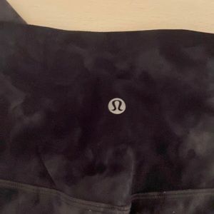 Size 2 luluemon dimound dye leggings